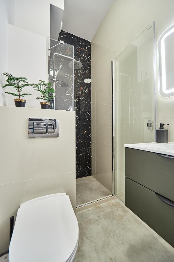 Superapart Marywilska 68B วอร์ซอ ภายนอก รูปภาพ